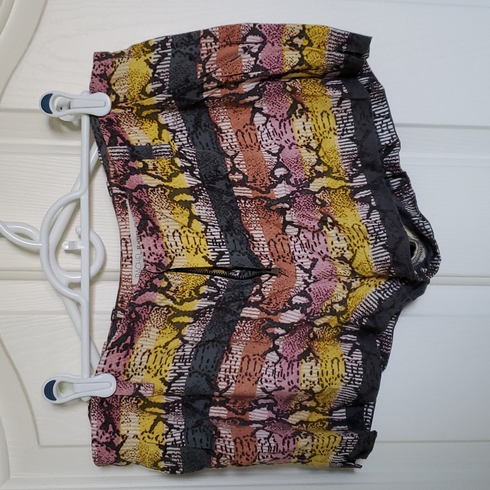 EUC Rachel Roy Shorts - Multicor Snake Print